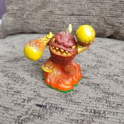 Activision 2011 Skylanders Spyro's  Adventure Eruptor 3" Figure.