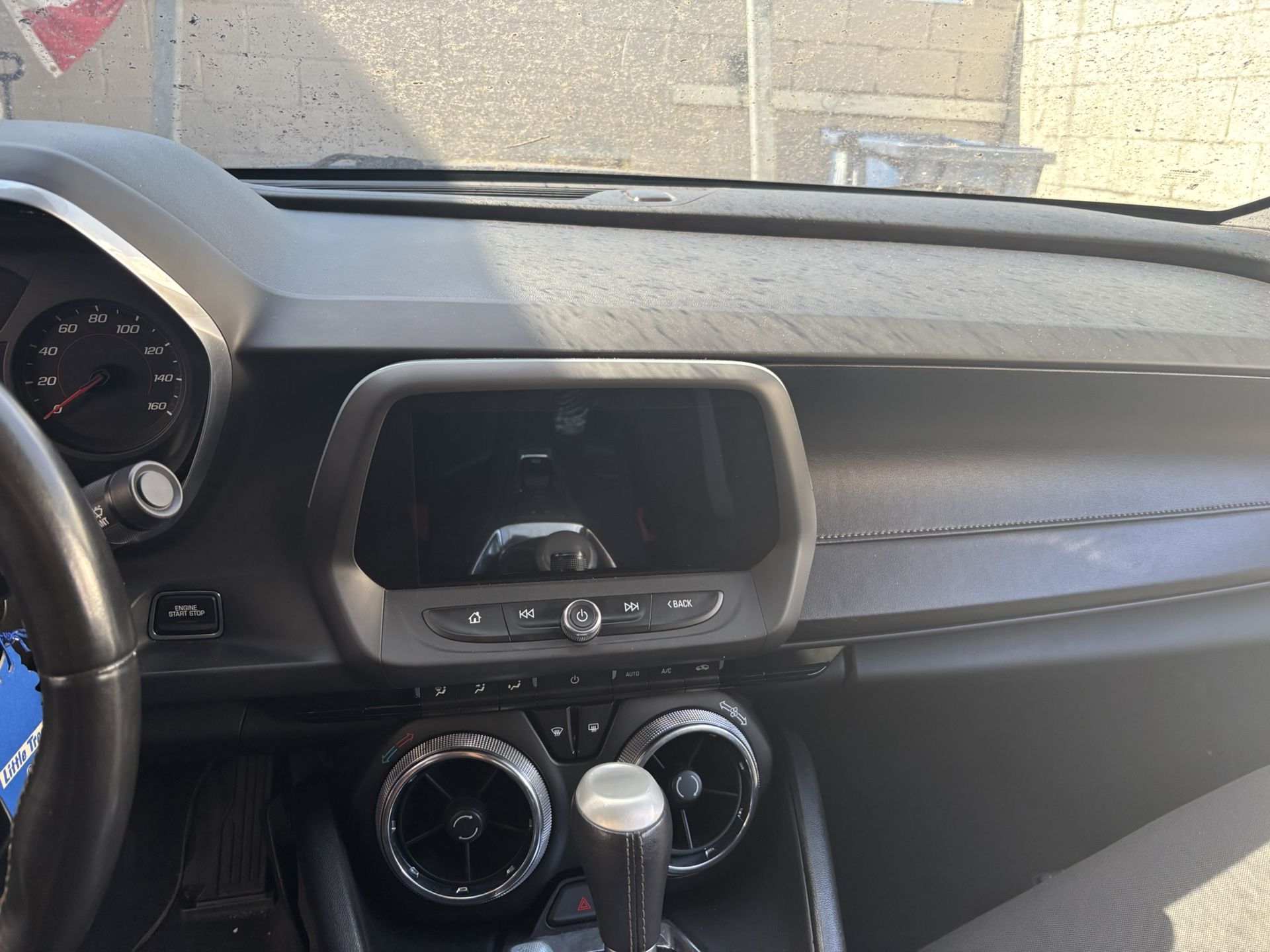2017 Camaro dashboard and steering wheel with no airbag
