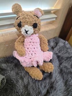 Crochet female bear