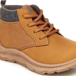 OshKosh B'Gosh Unisex-Child Stanton Fashion Boot, Size 5T, NEW.