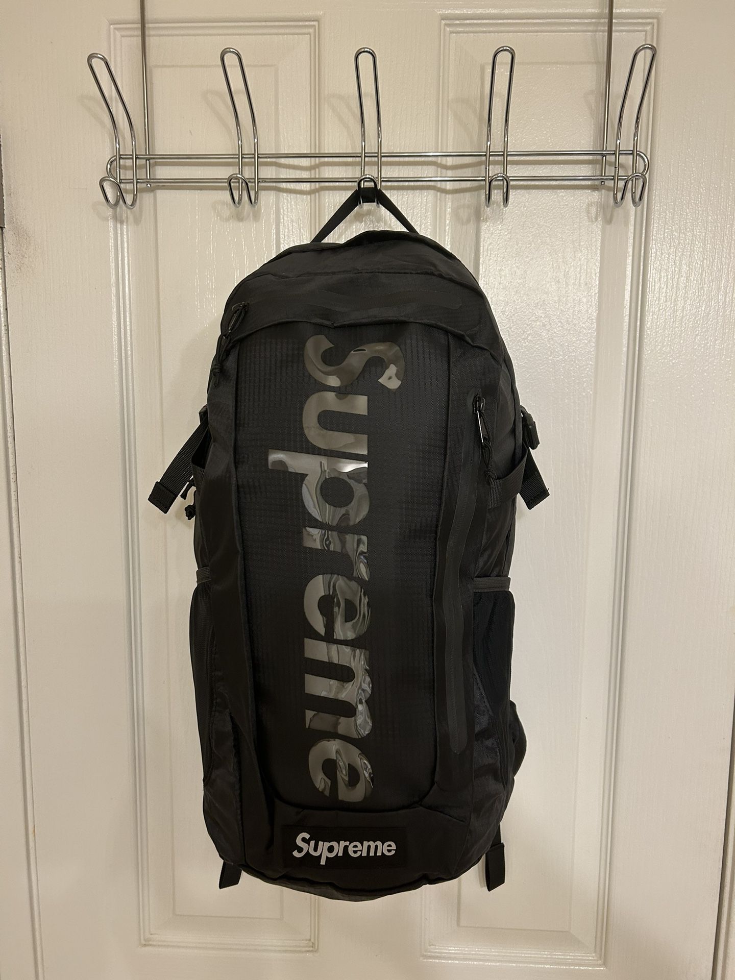 ss17 Supreme Backpack for Sale in Redmond, WA - OfferUp
