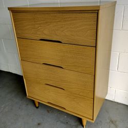 Vintage Mid Century 4 Dovetail Solid Wood Deep Drawer Dresser.  See Full Description 
