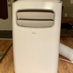 Midea 12,000 BTU ASHRAE (6,500 BTU SACC) Portable Air Conditioner