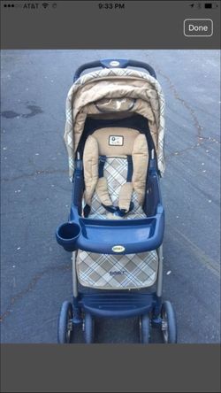 Safety first Winnie the Pooh stroller with matching diaper bag