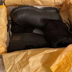 Brand New Womens Cat Boots Sz 6. Still In The Box. Thumbnail