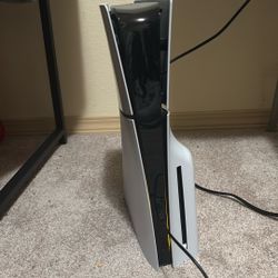 PS5 Slim 