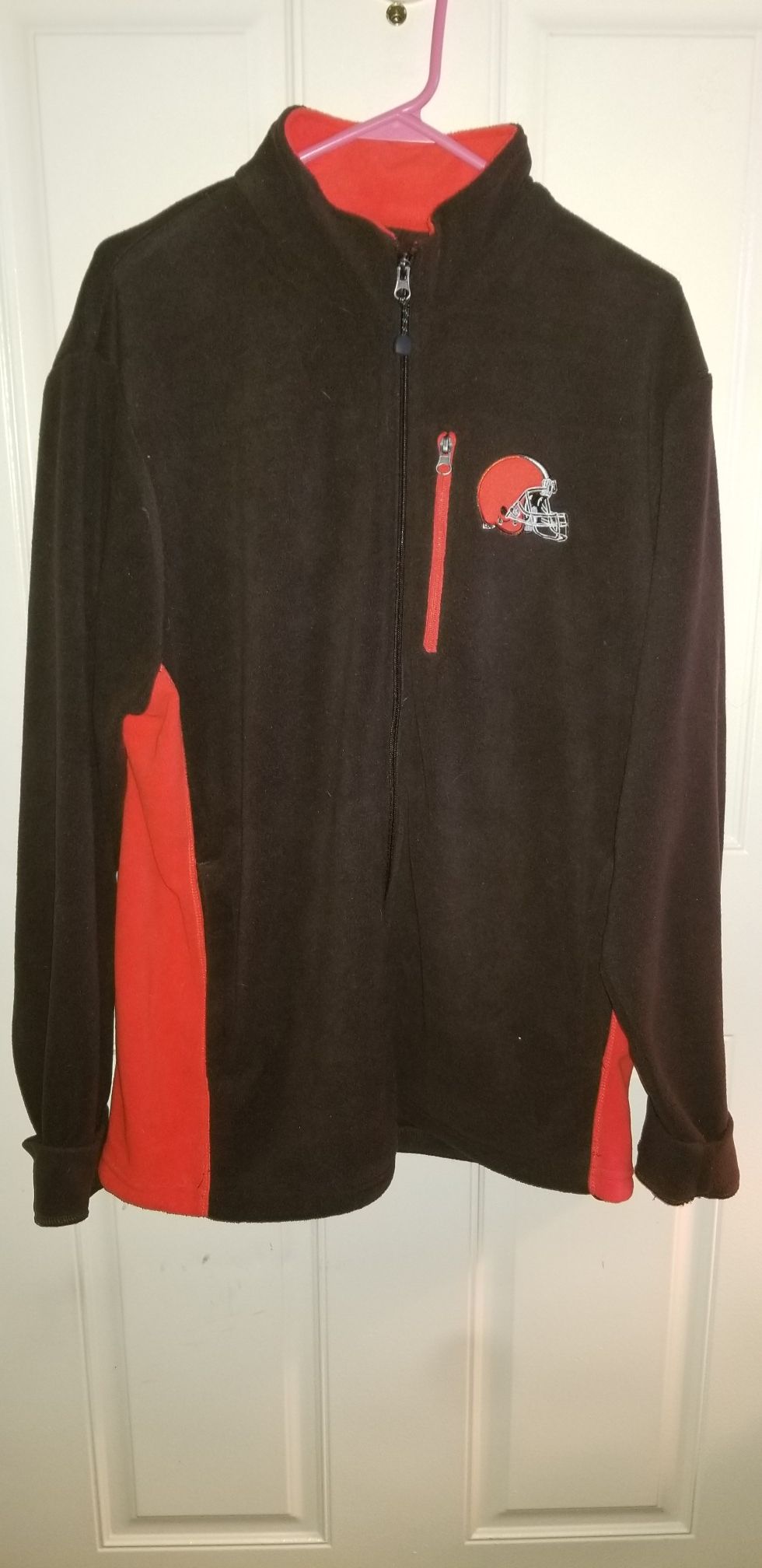 Cleveland Browns Size Large Zip up Fleece