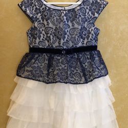 Girl Dress Size 6