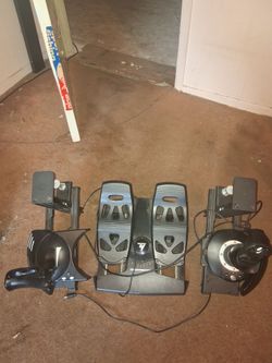 Thrustmaster flight controls