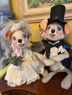 Annalee Vintage Collectible Dolls