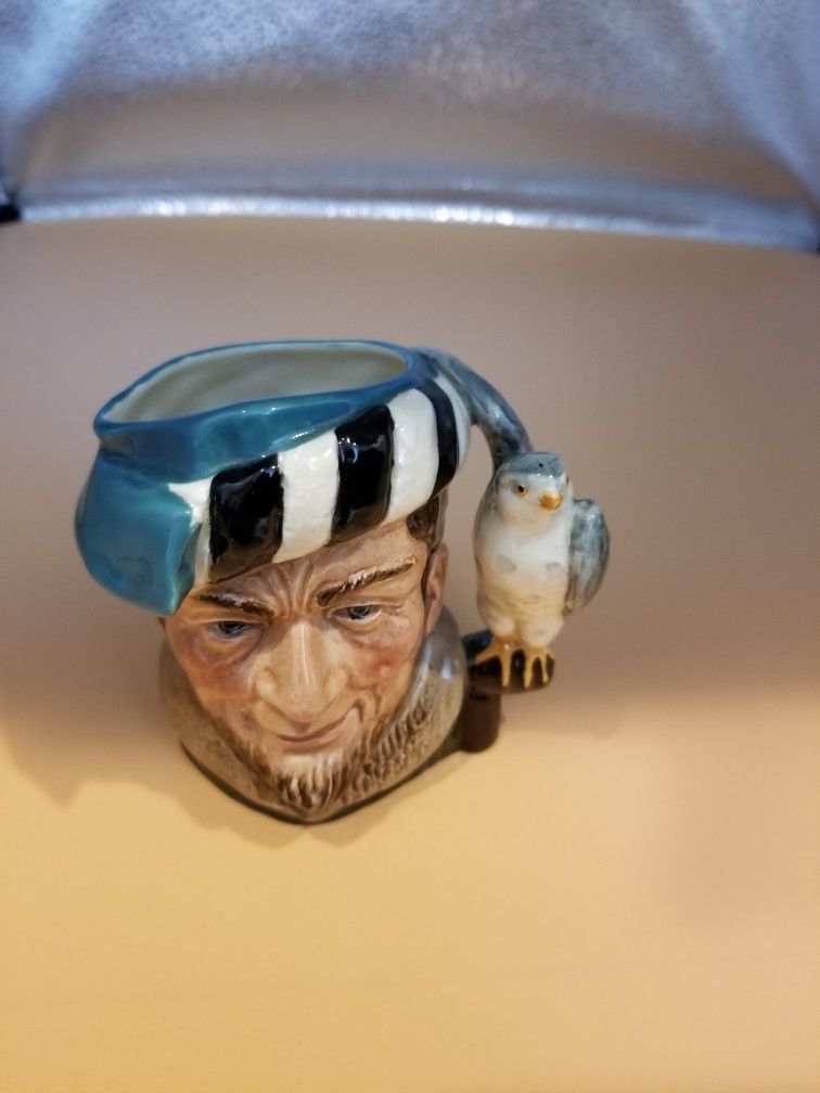 Doulton & Company Limited Toby Mug The Falconer D 6540 - 4" Tall