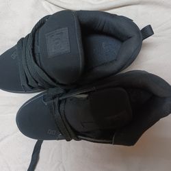 DC Mens Tennis Shoes Black 8 1/2