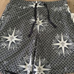 Saints Studio. Medium Shorts