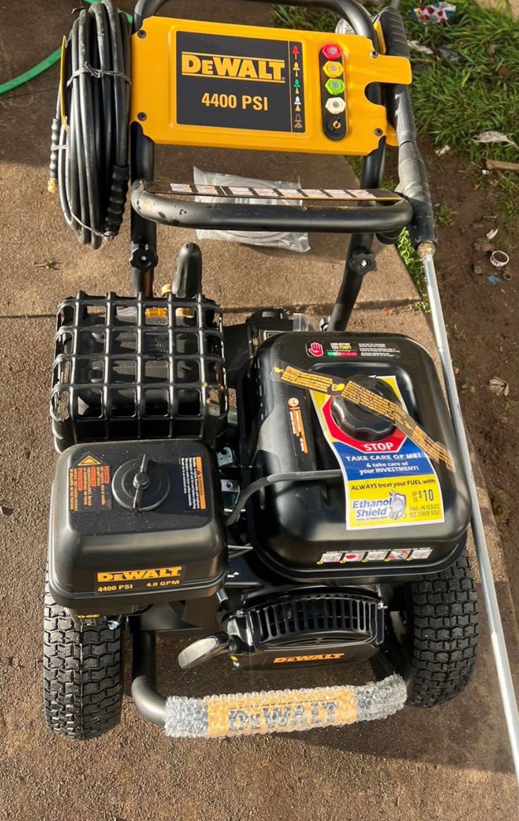 Dewalt 4400 Psi Power Washer 3d mon