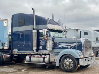 2005 Freightliner Classic XL