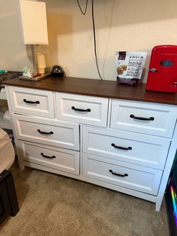 Dresser set!
