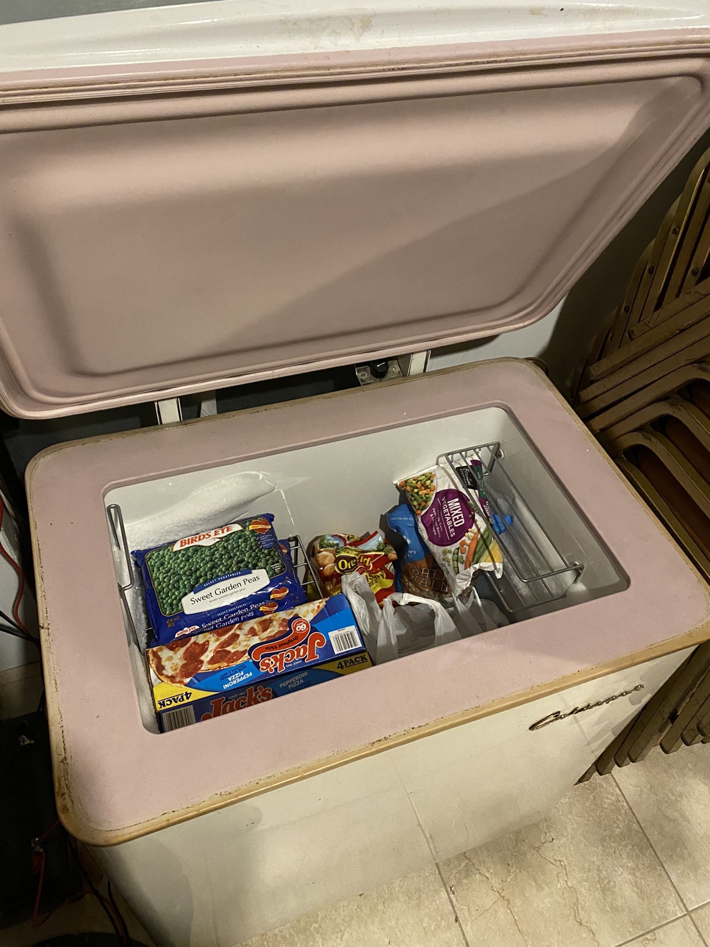 Vintage Deep Freezer for Sale in Des Plaines, IL OfferUp