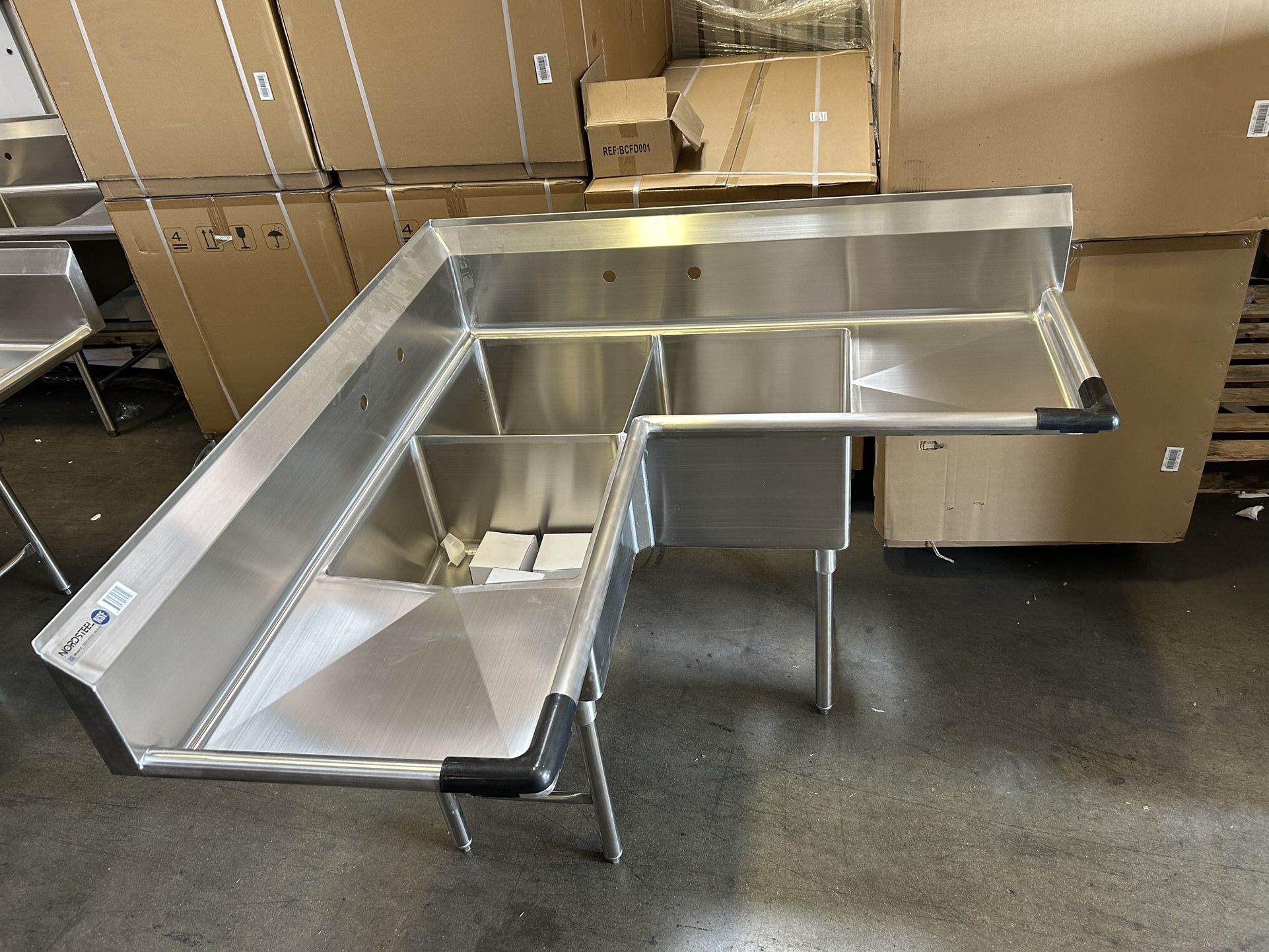 Stainless Steel New Commercial 3 Compartment Sink 