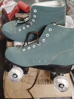Size 10 Unisex Skates