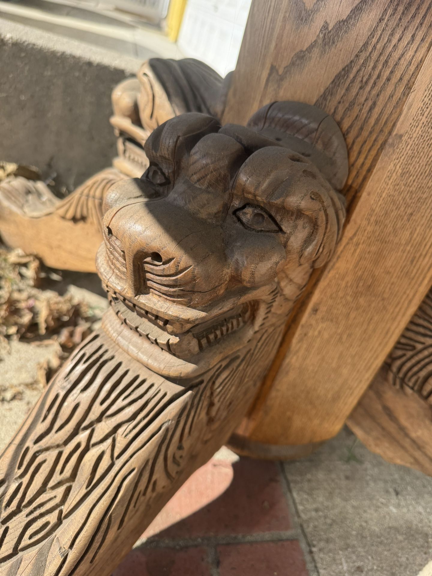 Oak Antique Table For Restoration. 