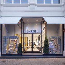 62 inch real pearl graduated, pearl necklace, gold tone