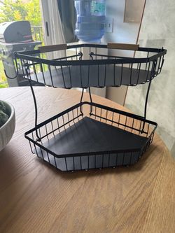 Corner fruit/veggie rack