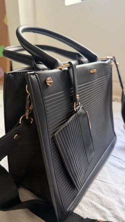 ALDO Black Satchel/ Crossbody Purse- Like New- Includes Mini Pouch