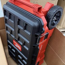 Milwaukee 48-22-8428 PACKOUT Rolling Tool Chest