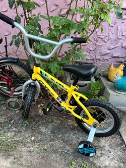 Ozone 500 Blaze Kids Bike with Training Wheels