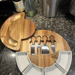 Cheese Board With Knives And Ramekins 