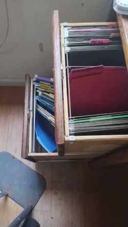 Free Lots of hanging files folders