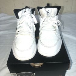 Jordan 1 Mid 