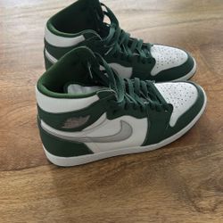 Air Jordan 1 Mid Pine Green Grey