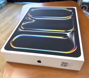 Verizon iPad Pro 13-inch (M5) Wi-Fi + Cellular 256