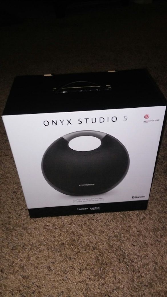 Brand new Harman Kardon Onyx Studio 5 Bluetooth portable speaker