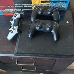 Playstation Bundle , need gone asap