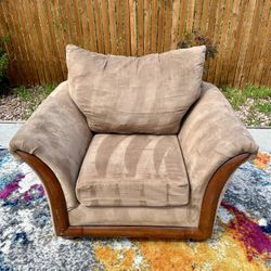 🛋️ Gorgeous Beige Single Sofa Chair 