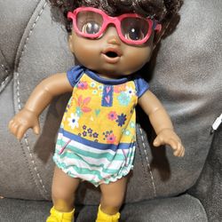 Baby Alive Steps & Giggles doll - Like New 