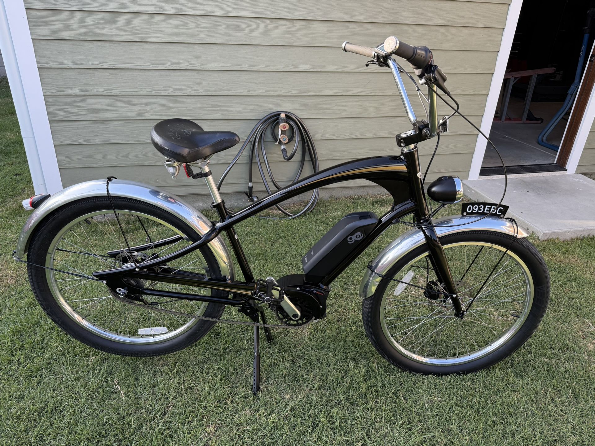 Electra Ghost Rider go 5i with hydraulic disc brakes front and rear lights