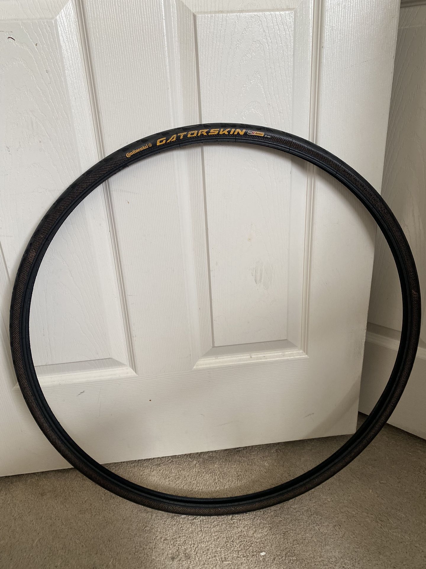 Continental Gatorskin Clincher Tire 700x23c Folding Black, Duraskin