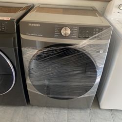 Samsung Front Load, Electric Dryer, Scratch And Dent 
