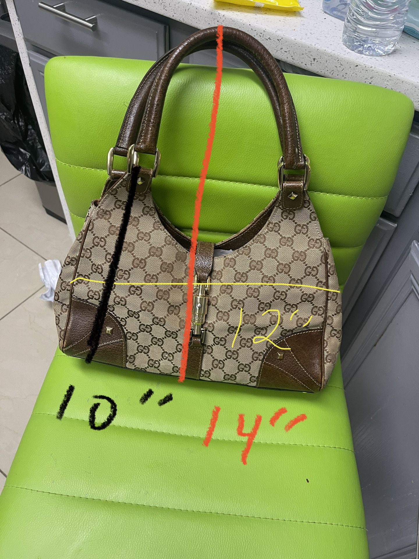 Gucci Small Bag Excellent Condition 
