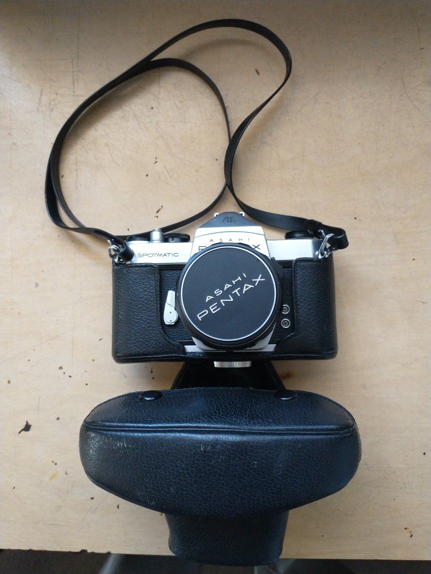 Asahi Pentax Spotmatic Camera Kit
