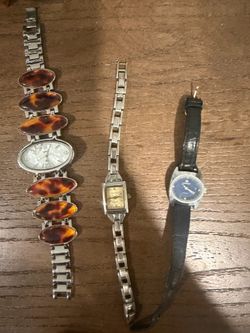 Lot of 3 damaged watches(read desc)