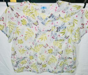 2X womens butterfly scrub top