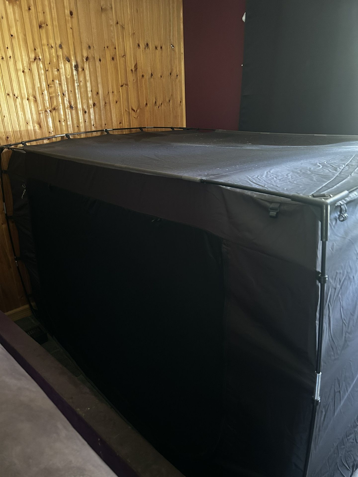 Queen Bed