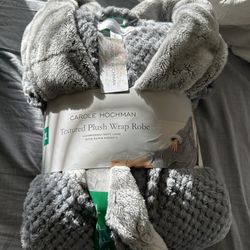 CAROLE HOCHMAN Textured Plush Wrap Robe