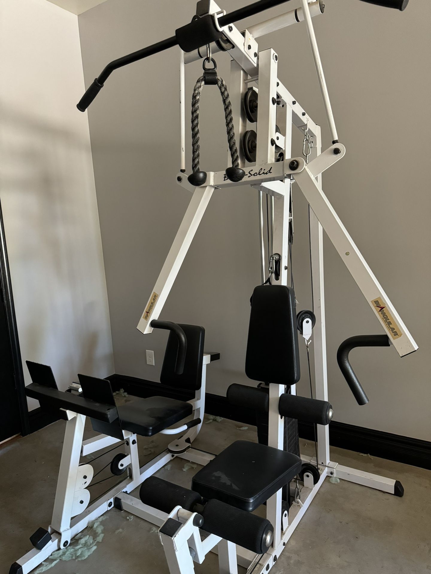 Body Solid Home Gym w/ Leg Press
