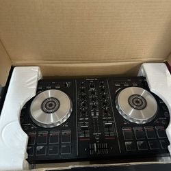 Pioneer DDJ-SB3 Digital DJ Controller  