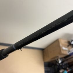 7’ Extra Heavy Fast Action Fishing Rod – 15–30lb Line, 1–2oz Lures